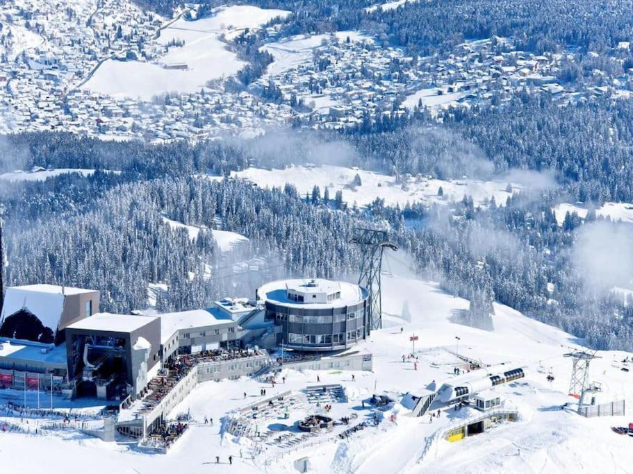 Private Apartment With Parking Spot In The Center Flims Exterior foto